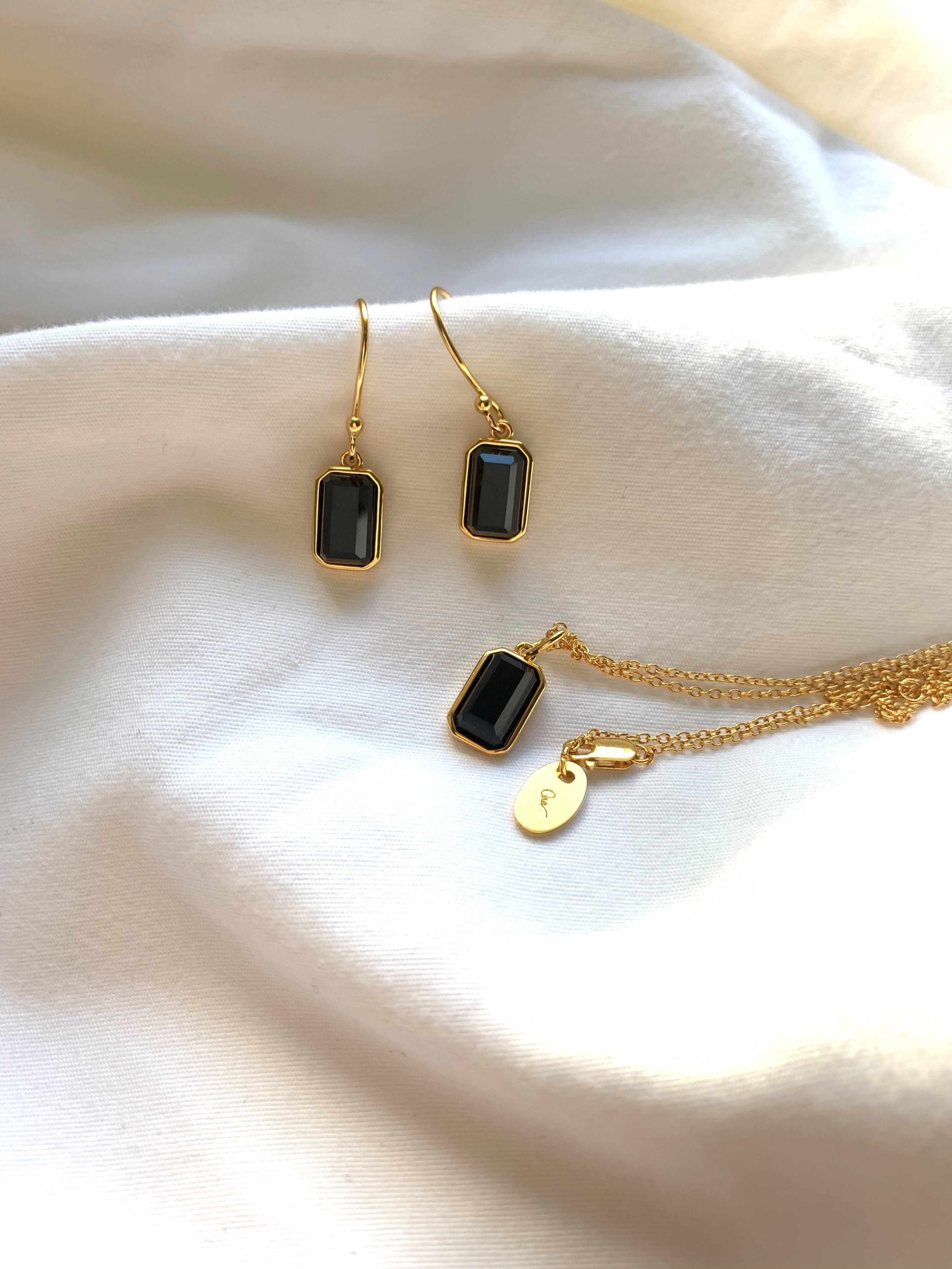 Cuban Mini Lock with Black Agate – Ona Chan Jewelry